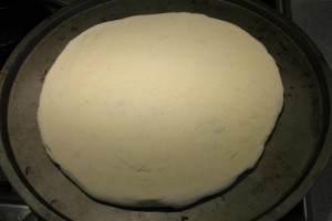 Kecskesajtos pizza készítése 1